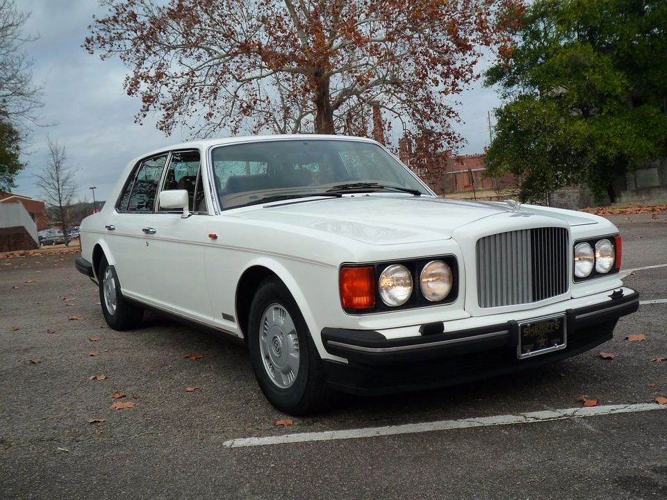 1994 Bentley Brooklands - Image 4 of 31