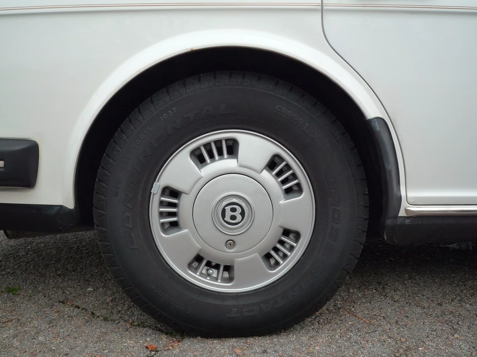 1994 Bentley Brooklands - Image 13 of 31