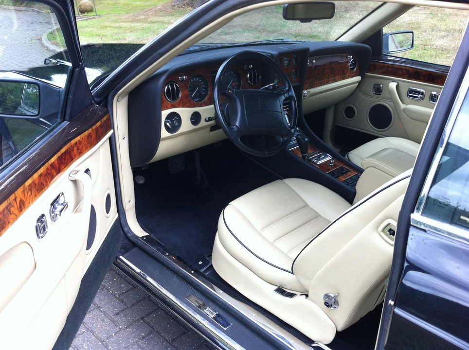 1994 Bentley Continental R - Image 10 of 16