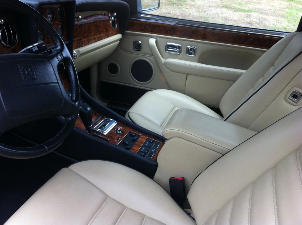 1994 Bentley Continental R - Image 8 of 16