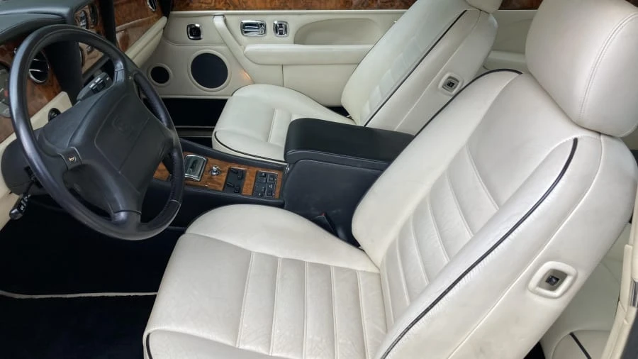 1994 Bentley Continental R - Image 4 of 19