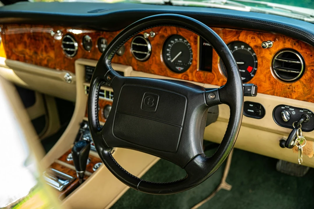 1994 Bentley Mulsanne 1st Gen - Image 4 of 21