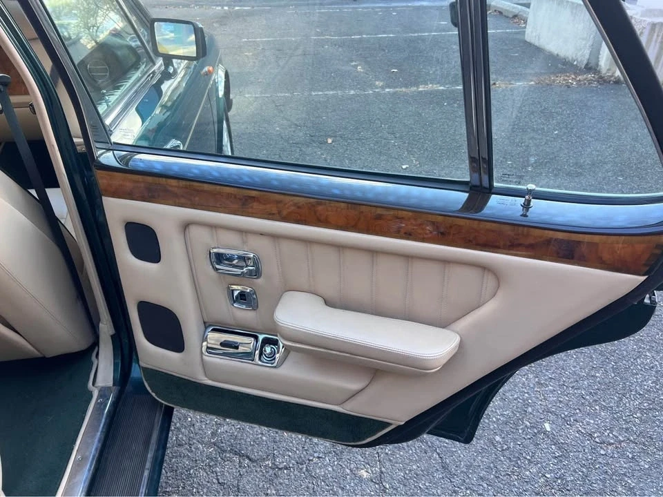 1994 Bentley Mulsanne 1st Gen - Image 6 of 10