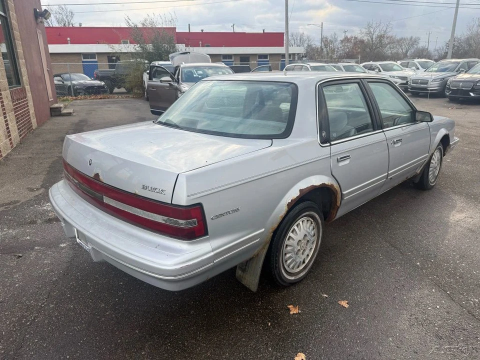 1994 Buick Century - Image 5 of 21