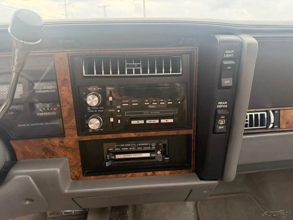 1994 Buick Century - Image 18 of 21