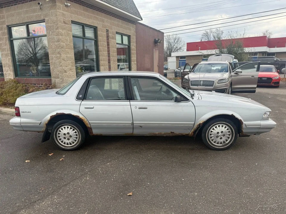 1994 Buick Century - Image 4 of 21