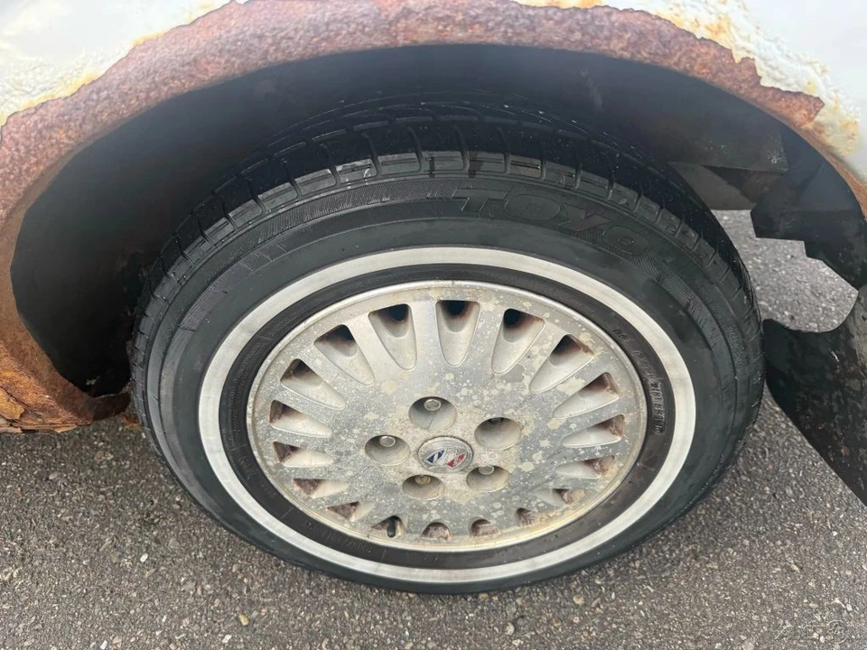 1994 Buick Century - Image 10 of 21