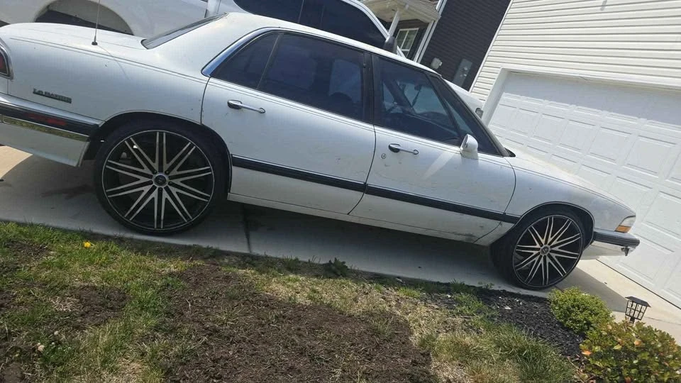 1994 Buick LeSabre - Image 2 of 4