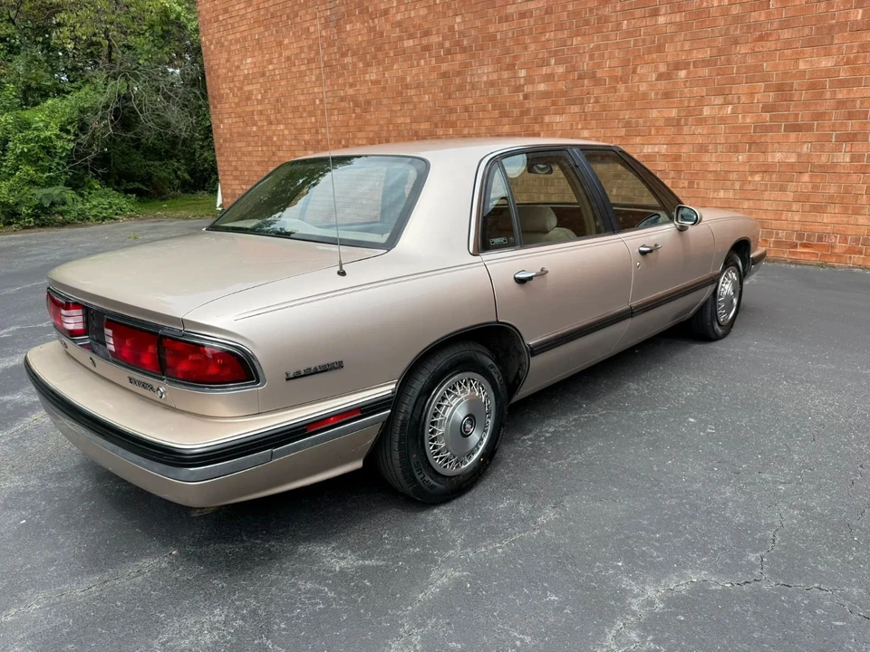 1994 Buick LeSabre - Image 7 of 22
