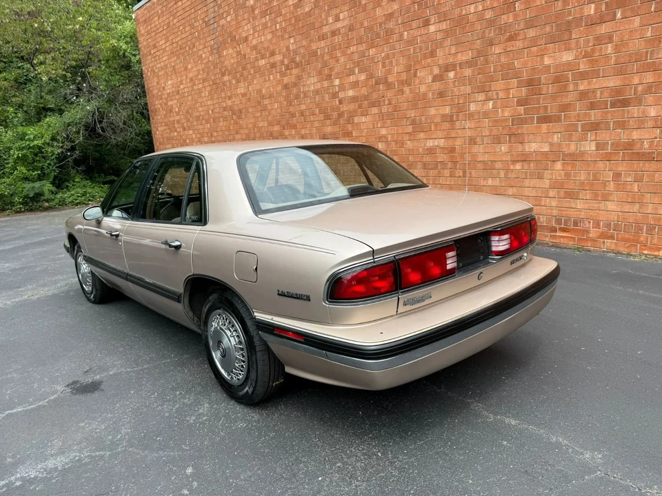 1994 Buick LeSabre - Image 5 of 22