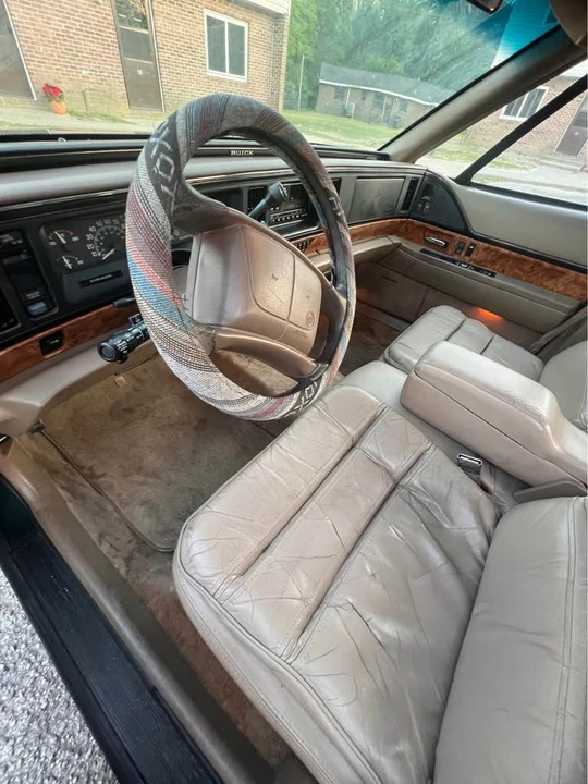 1994 Buick LeSabre - Image 19 of 20