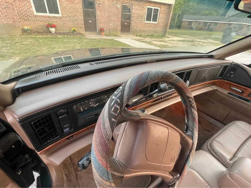 1994 Buick LeSabre - Image 15 of 20