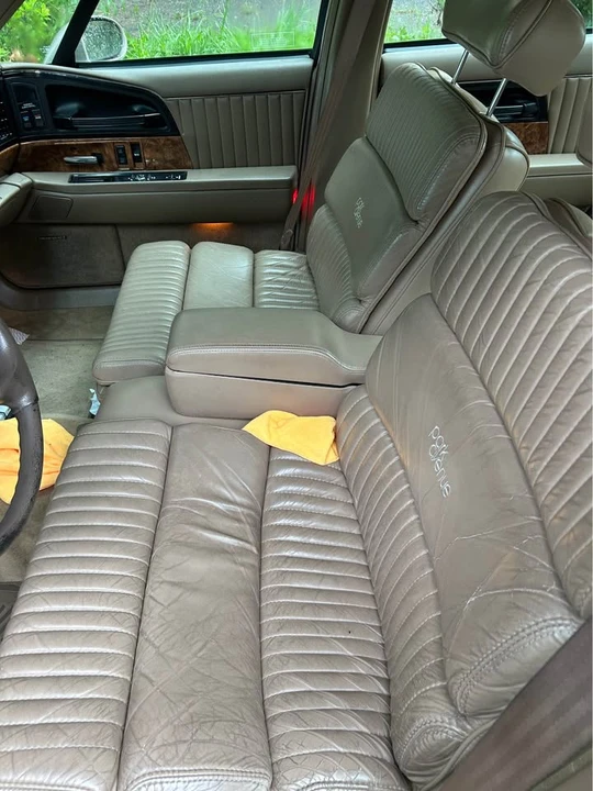 1994 Buick Park Avenue - Image 4 of 6