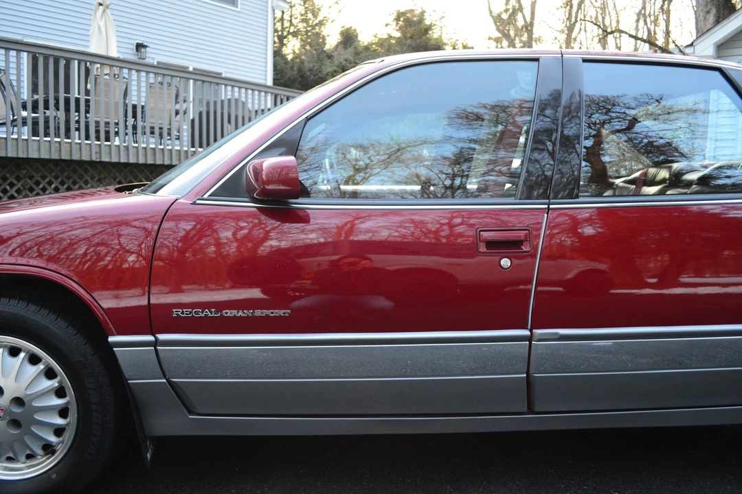 1994 Buick Regal - Image 14 of 31