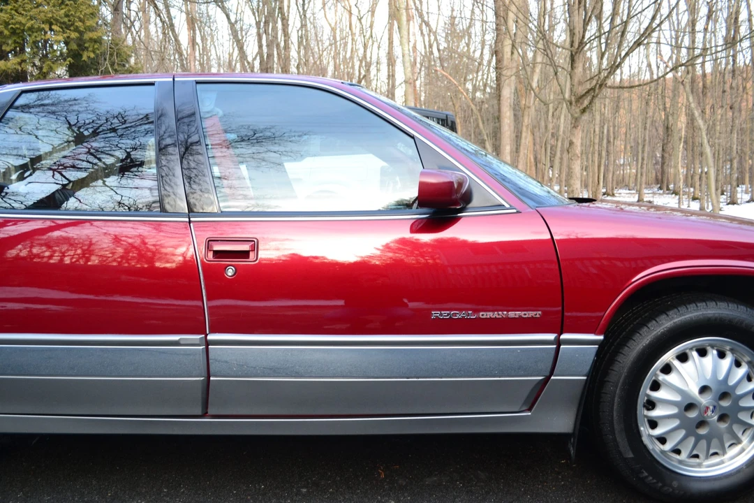 1994 Buick Regal - Image 28 of 31