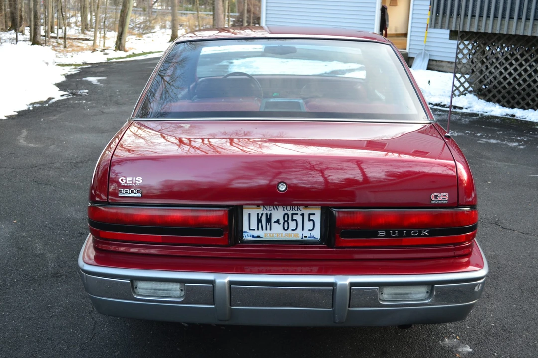 1994 Buick Regal - Image 4 of 31