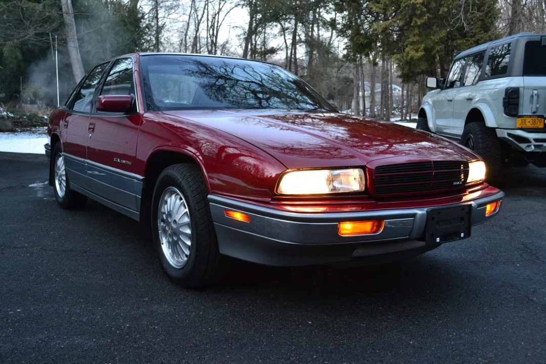 1994 Buick Regal - Image 10 of 31