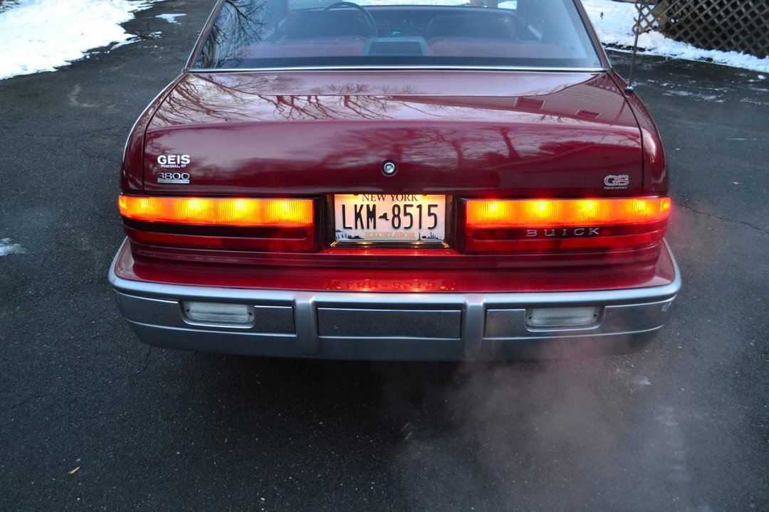 1994 Buick Regal - Image 9 of 31