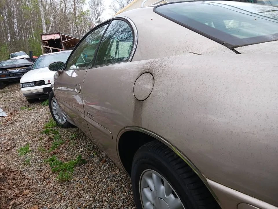 1994 Buick Riviera - Image 3 of 7