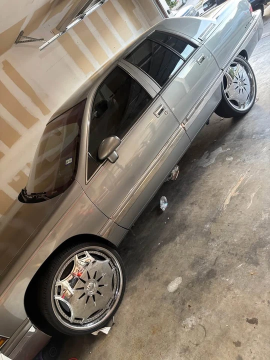 1994 Buick Roadmaster - Image 2 of 3