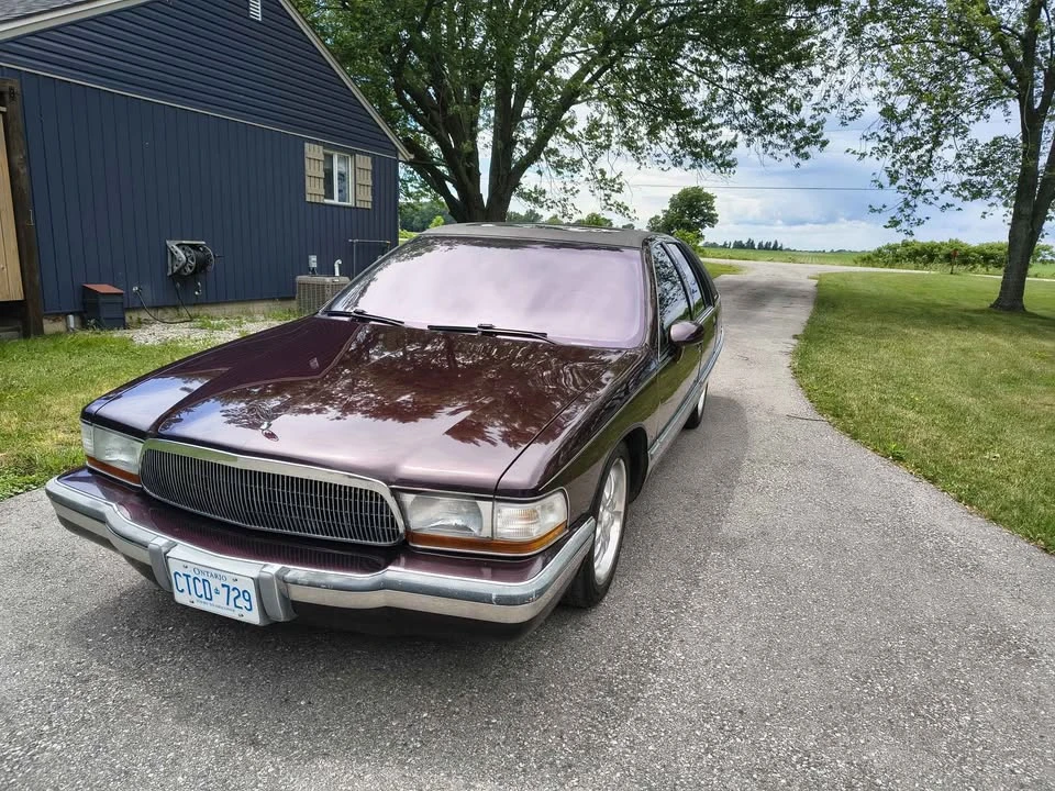 1994 Buick Roadmaster - Image 2 of 7