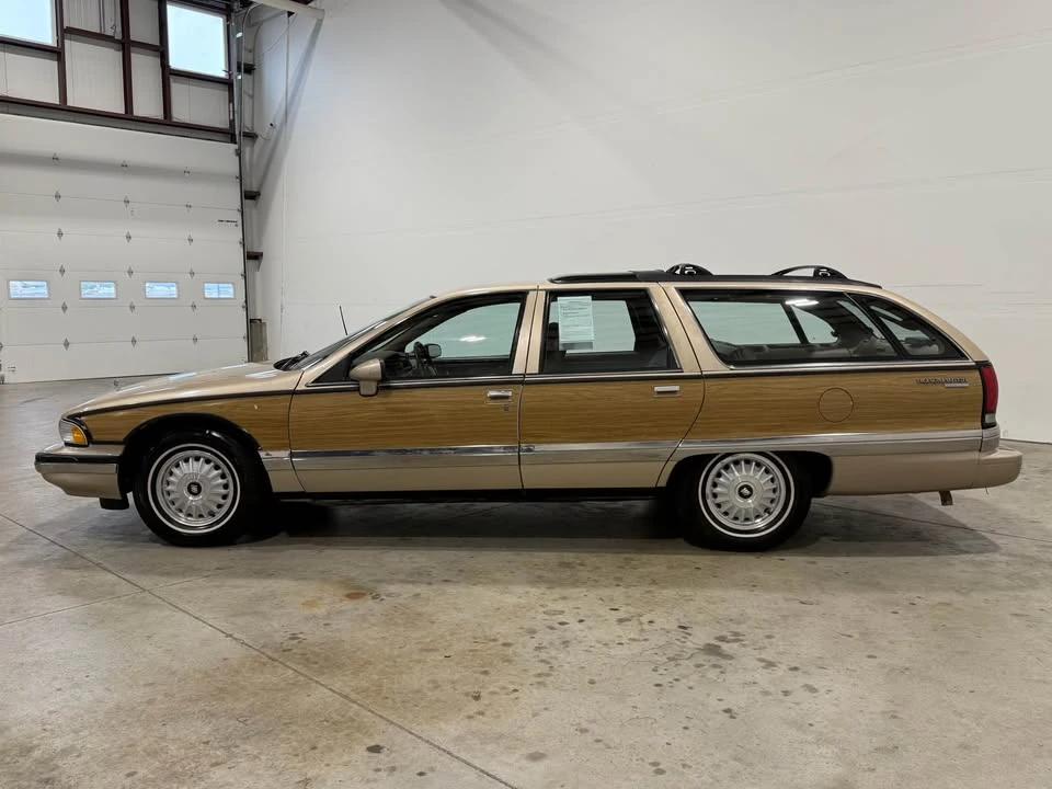 1994 Buick Roadmaster - Image 11 of 18