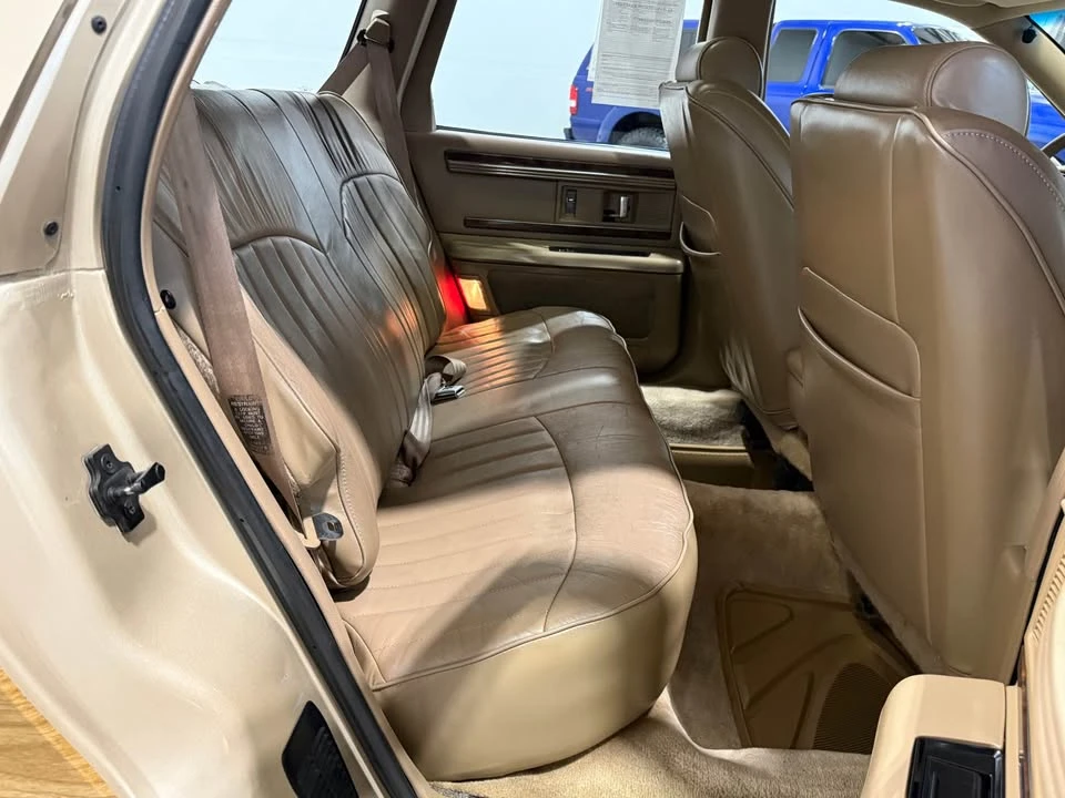 1994 Buick Roadmaster - Image 15 of 18