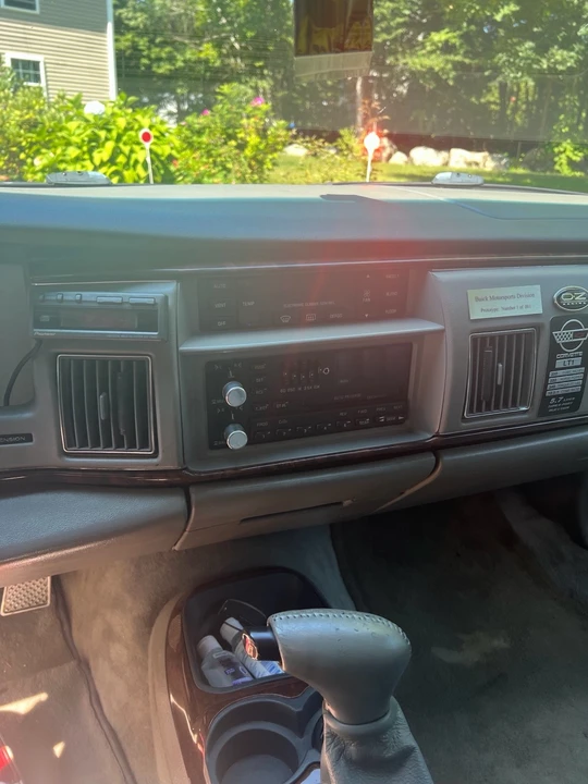 1994 Buick Roadmaster - Image 12 of 21