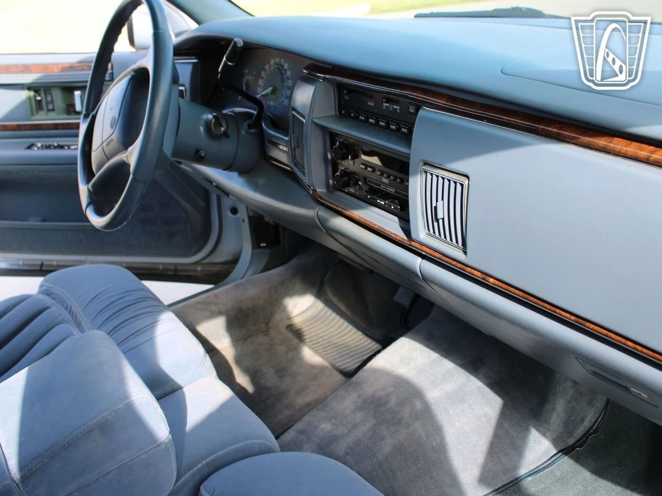 1994 Buick Roadmaster - Image 19 of 21