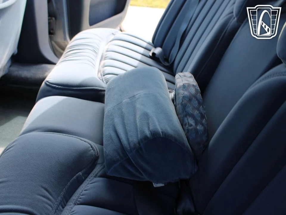 1994 Buick Roadmaster - Image 6 of 12