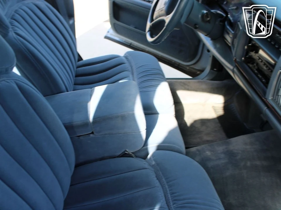 1994 Buick Roadmaster - Image 13 of 21