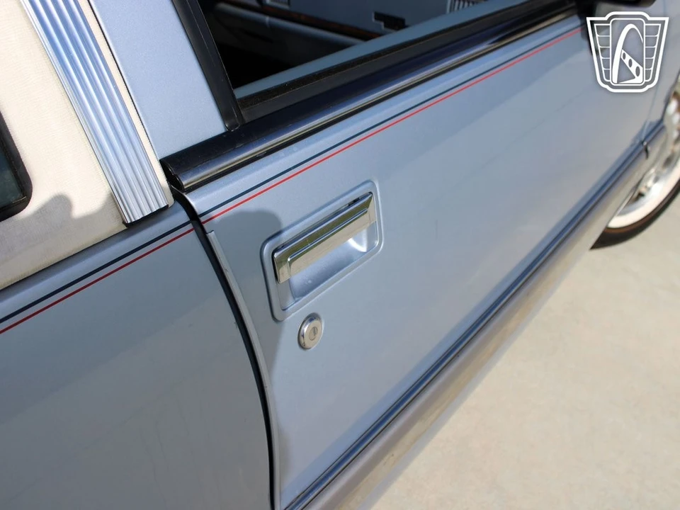 1994 Buick Roadmaster - Image 11 of 12