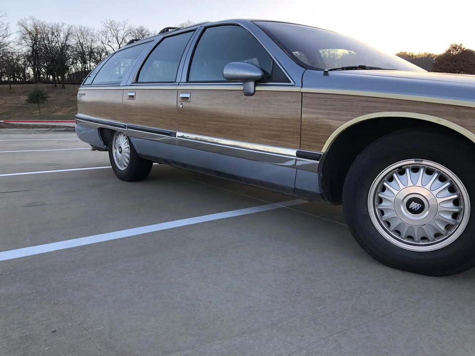 1994 Buick Roadmaster - Image 5 of 31