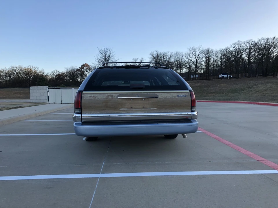1994 Buick Roadmaster - Image 10 of 31