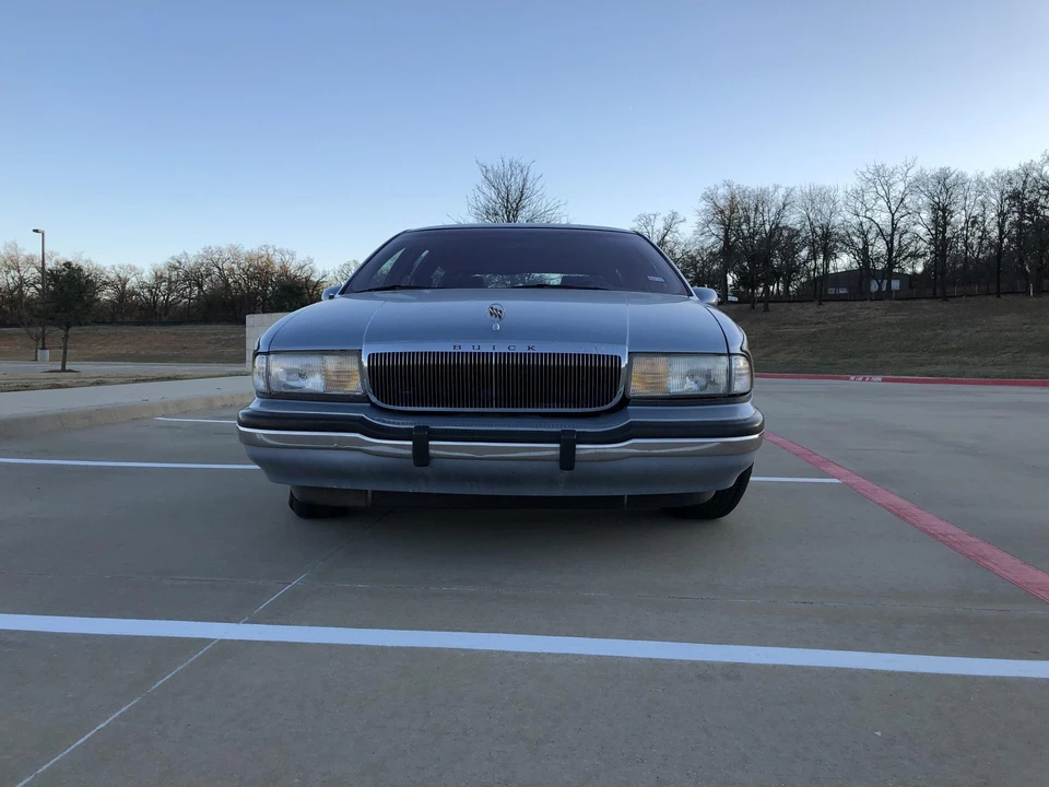 1994 Buick Roadmaster - Image 3 of 31