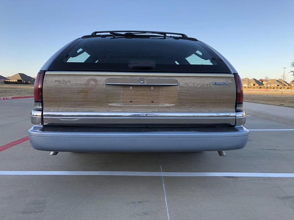 1994 Buick Roadmaster - Image 11 of 31