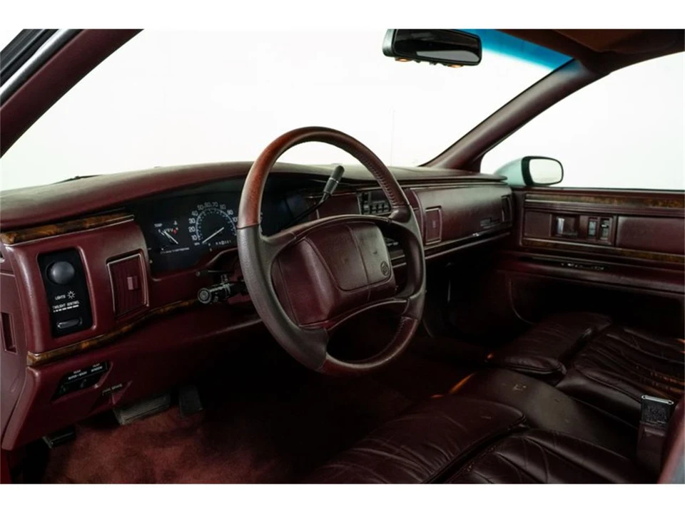1994 Buick Roadmaster - Image 16 of 31