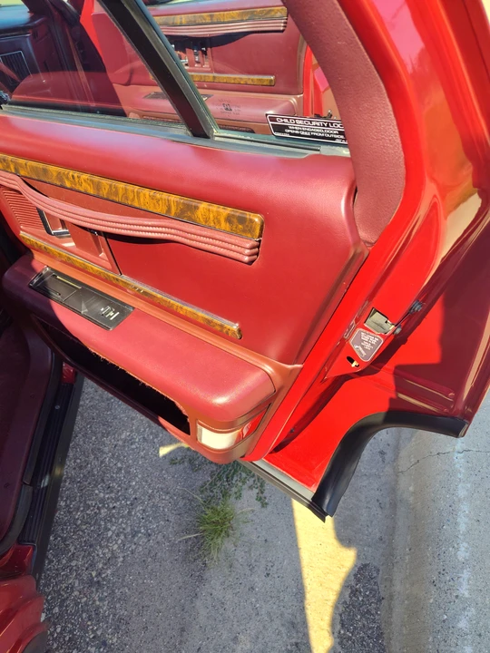 1994 Buick Roadmaster - Image 24 of 31