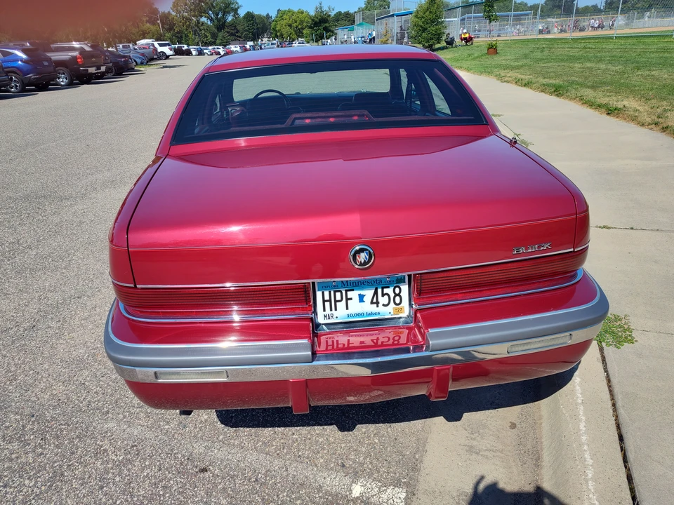 1994 Buick Roadmaster - Image 6 of 31