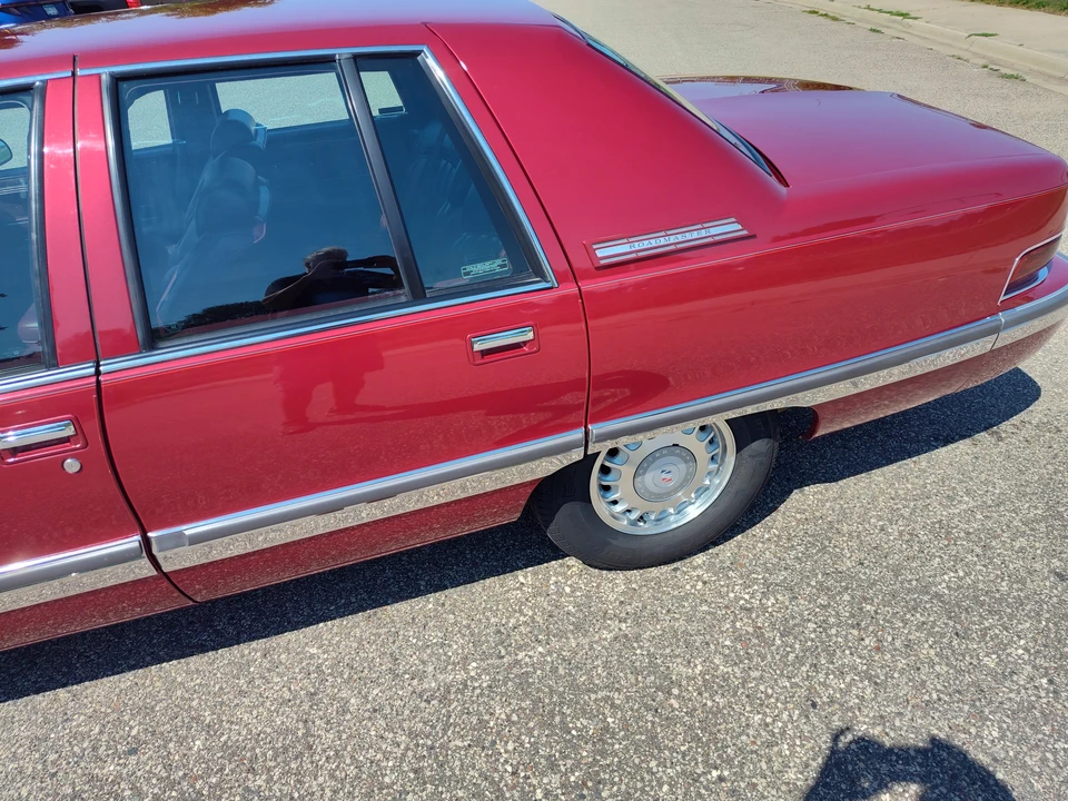 1994 Buick Roadmaster - Image 7 of 31