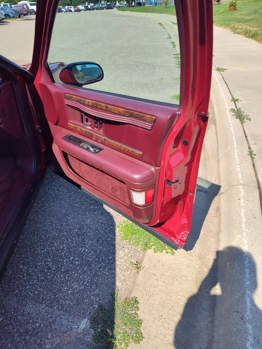 1994 Buick Roadmaster - Image 23 of 31
