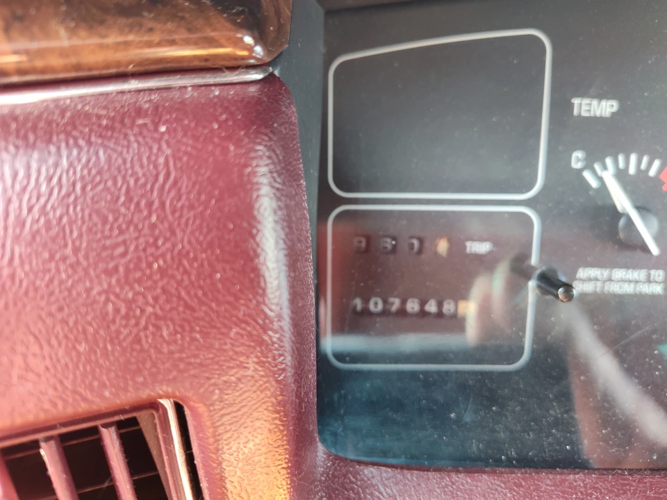 1994 Buick Roadmaster - Image 30 of 31