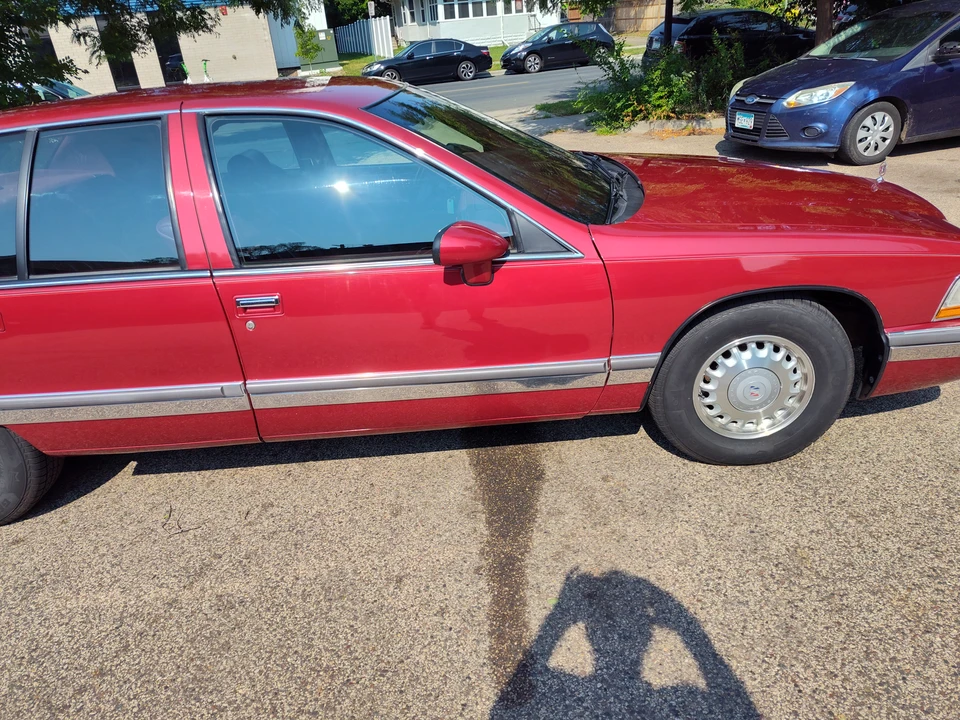1994 Buick Roadmaster - Image 9 of 31