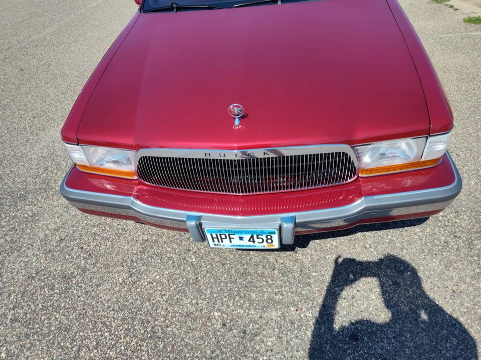 1994 Buick Roadmaster - Image 3 of 31