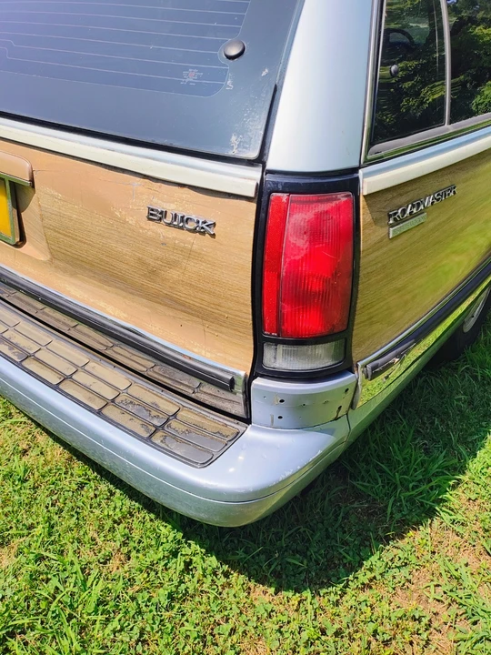 1994 Buick Roadmaster - Image 8 of 28