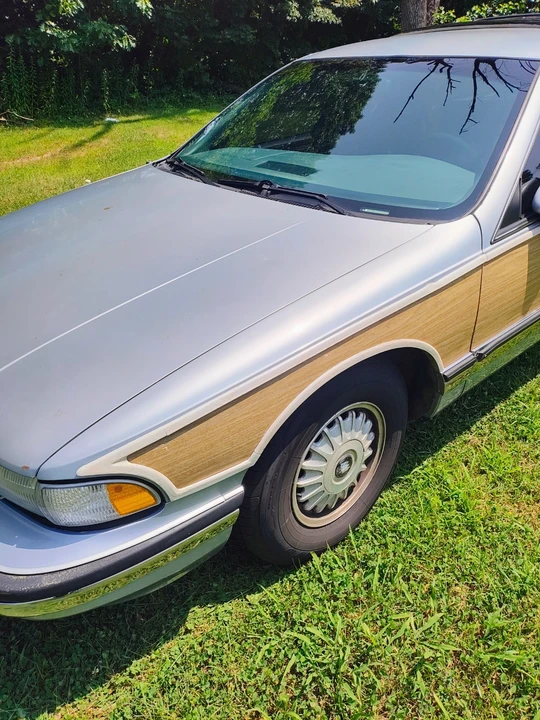 1994 Buick Roadmaster - Image 3 of 28