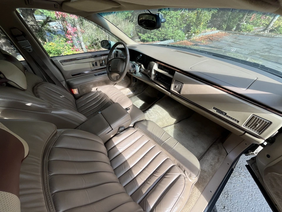 1994 Buick Roadmaster - Image 14 of 21