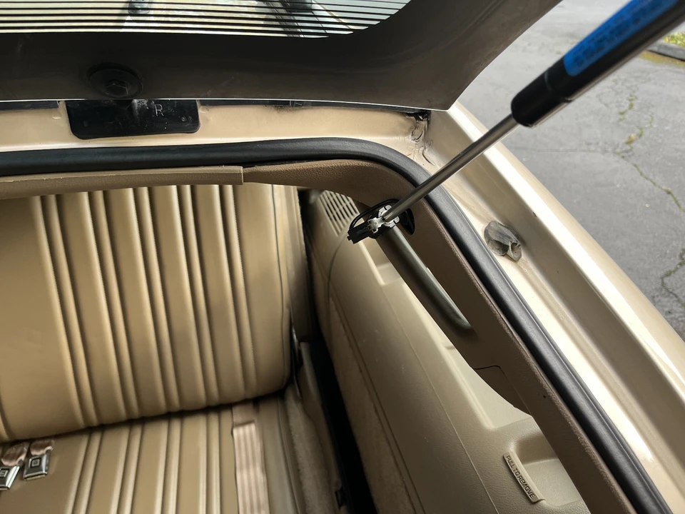 1994 Buick Roadmaster - Image 9 of 21