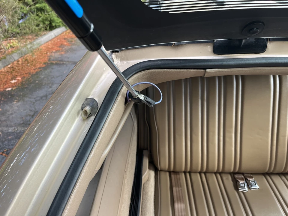 1994 Buick Roadmaster - Image 8 of 21