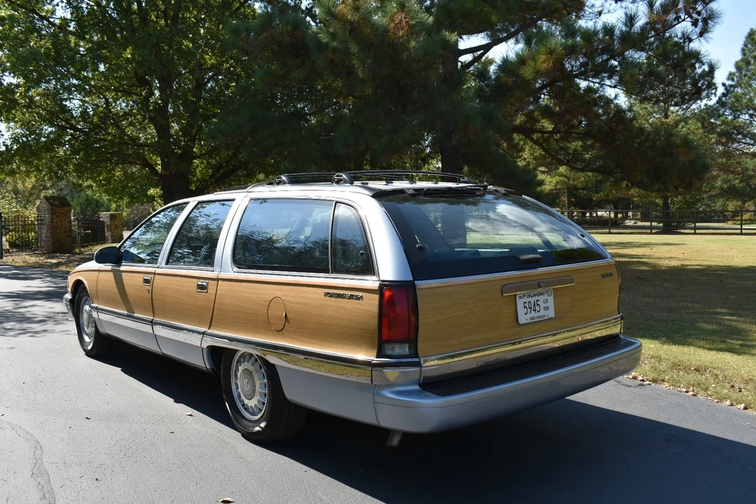 1994 Buick Roadmaster - Image 6 of 21